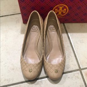 Tory Burch pumps with low heels